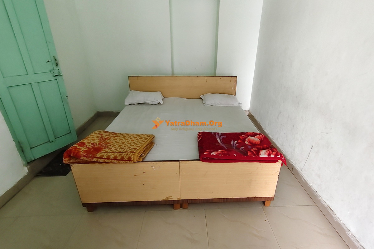 Agrawal Trust Dharamshala Jawalamukhi 2 Bed Non AC Room View
