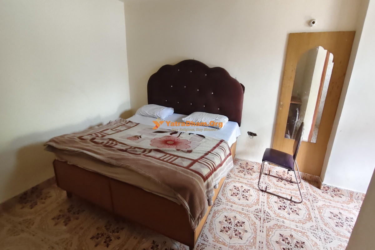 Hotel Grand Meenakshi Jawalamukhi 4 Bed Room View