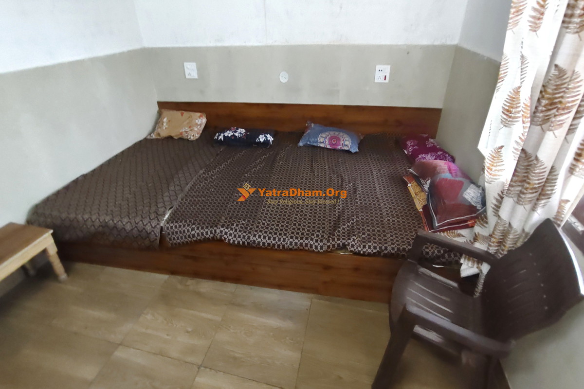 Mansa Walean Di Dharamshala Jawalamukhi Room View