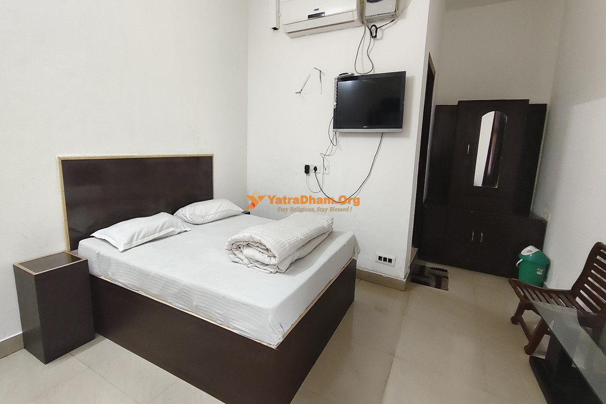 Hotel Abhi Residency - Kangra 2 Bed Room View