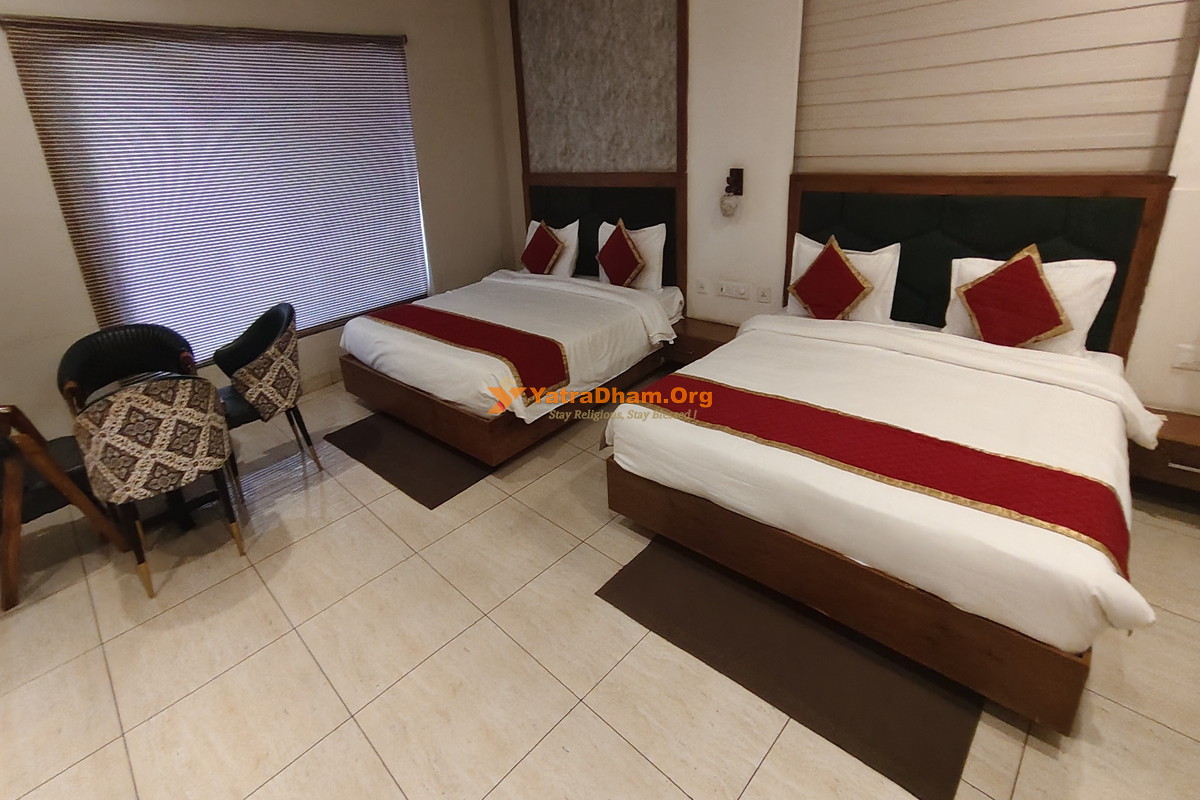 Hotel Singla Residency - Kangra 4 Bed AC Room