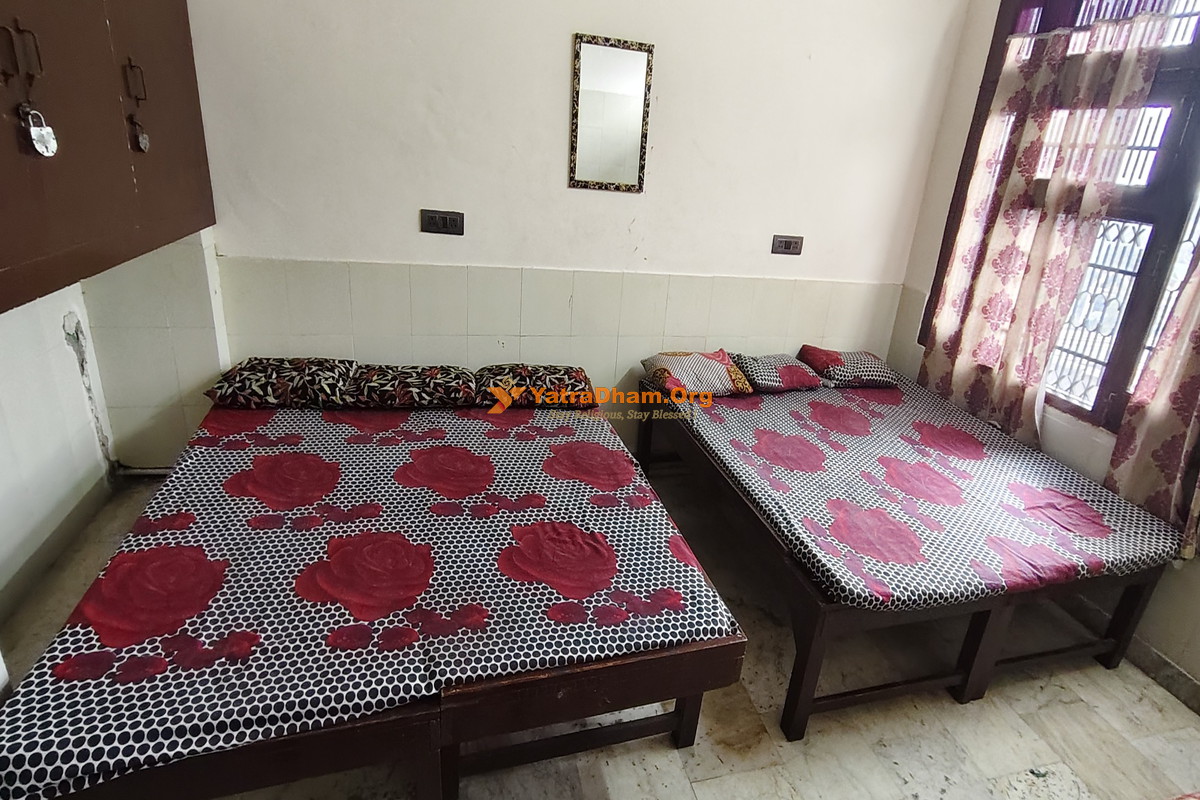 Chamunda Ashram (Ludhiana Wale ki Dharamshala) - Chamunda Devi 4 Bed Room View
