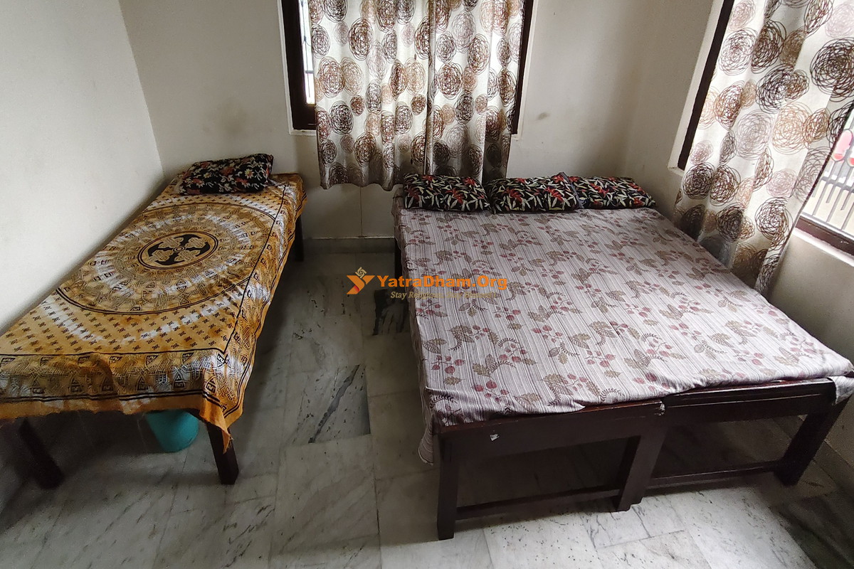 Chamunda Ashram (Ludhiana Wale ki Dharamshala) - Chamunda Devi 3 Bed Room View