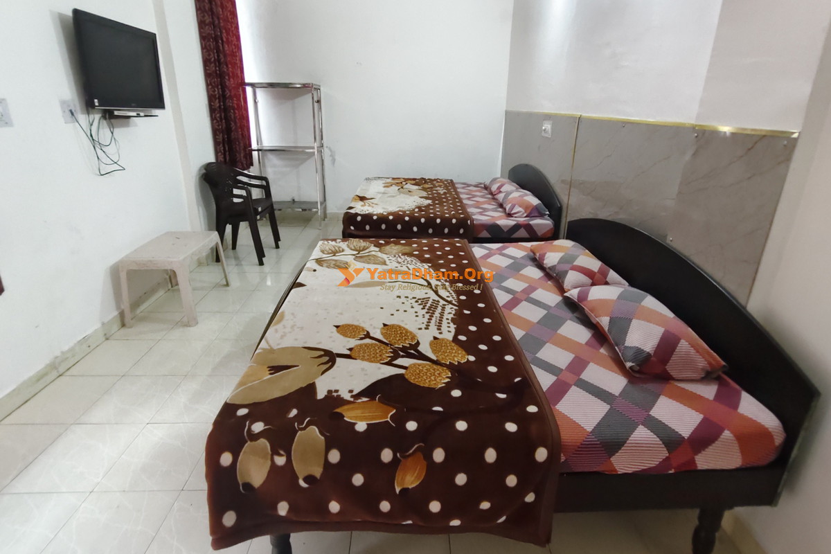 Muktsar Ashram Trust Kangra 4 Bed Non AC Room View