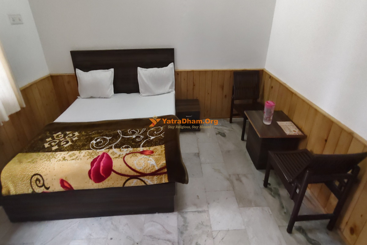 Hotel Himani Chamunda - Chamunda Devi Temple 2 Bed Room View