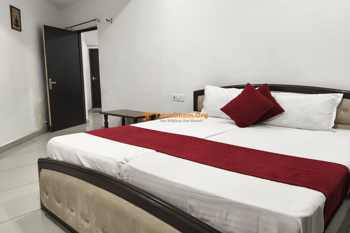 Hotel Rahi (Motel GMVN) Haridwar Room View