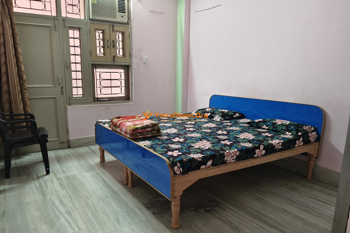 Swami Baljit Shyam Sundar Dham Haridwar 2 Bed Room View 