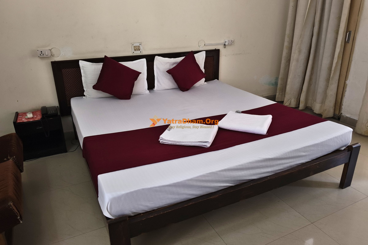 GMVN Rudra Tourist Complex Rudraprayag 2 Bed Room