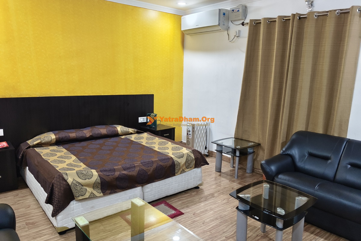 GMVN Jyotir Tourist Complex Joshimath 2 Bed Room