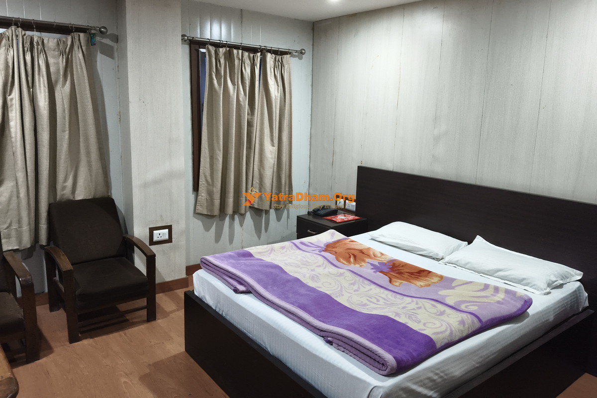 GMVN Jyotir Tourist Complex Joshimath 2 Bed Room