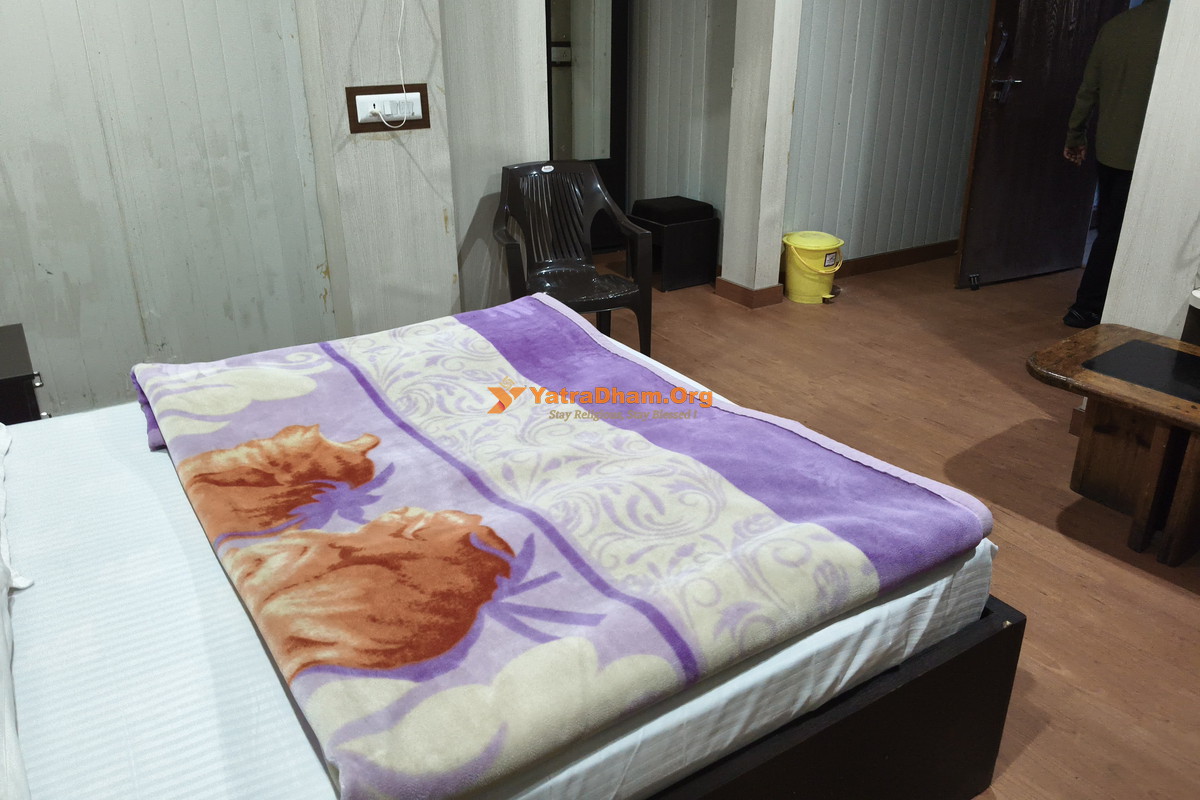 GMVN Jyotir Tourist Complex Joshimath 2 Bed Room