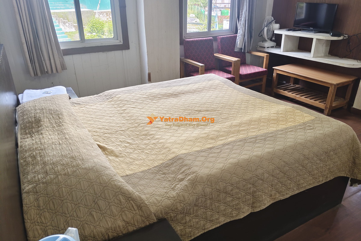 GMVN Pandukeshwar Tourist Rest House Room