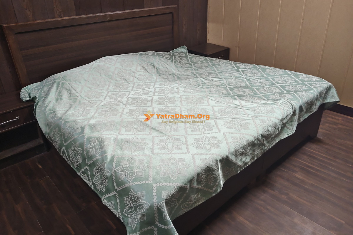 GMVN Tourist Complex Ghangaria 2 Bed Room