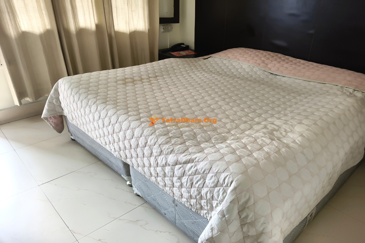 GMVN Tourist Rest House Gopeshwar 2 Bed Deluxe Room