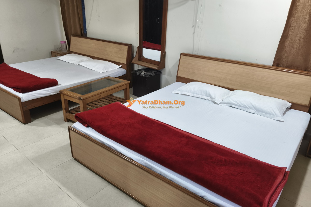 GMVN Omkareshwar Resort Ukhimath 4 Bed Room