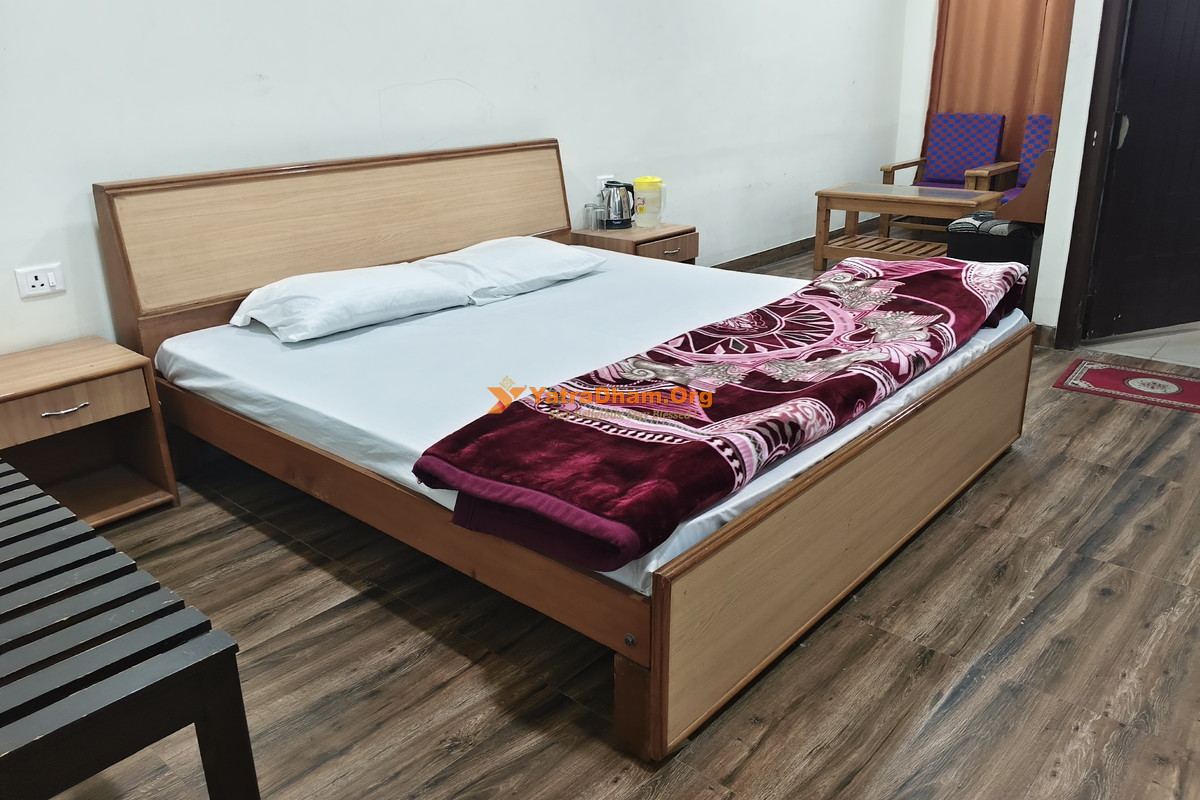 GMVN Omkareshwar Resort Ukhimath 4 Bed Room
