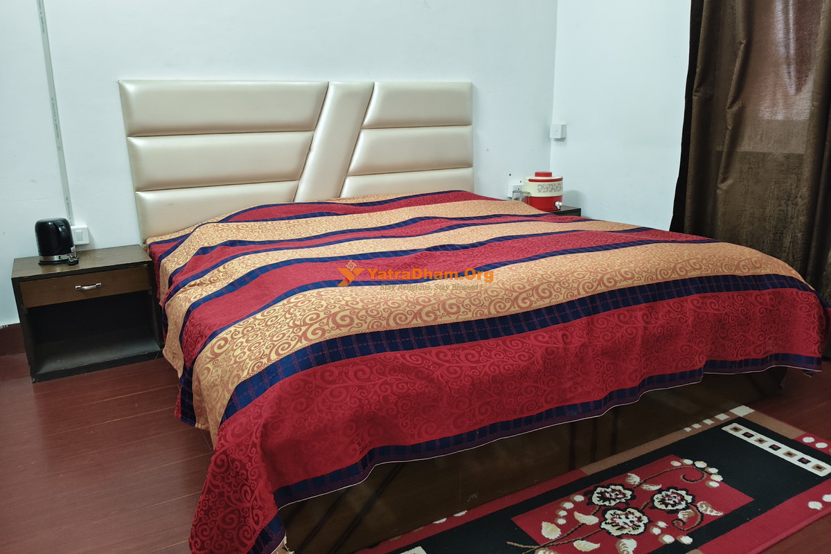 GMVN Harsil Guest House 2 Bed Room