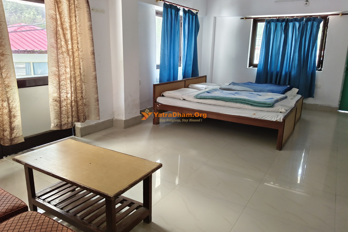 GMVN Gangotri Yatri Niwas 2 Bed Economy Room