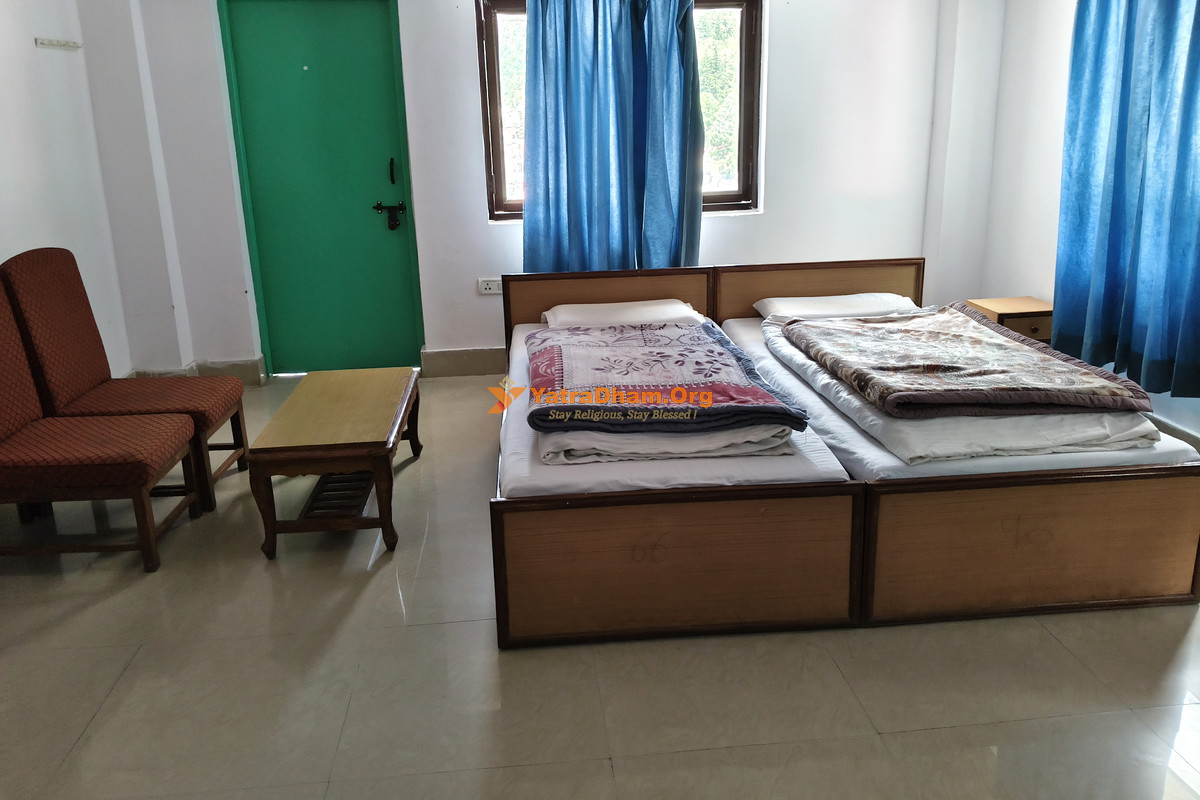GMVN Gangotri Yatri Niwas 2 Bed Economy Room