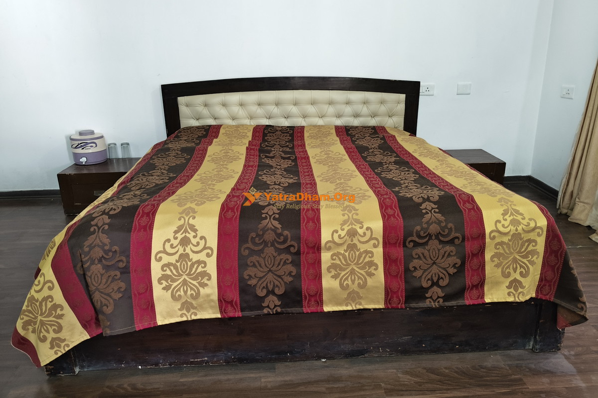GMVN Gangotri Tourist Lodge 2 Bed Room