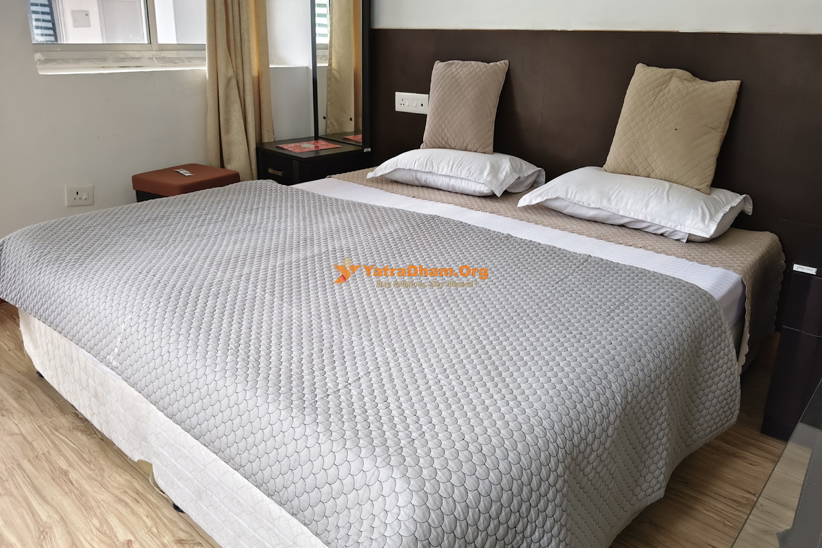 GMVN Tourist Rest House Jankichatti 2 Bed Room