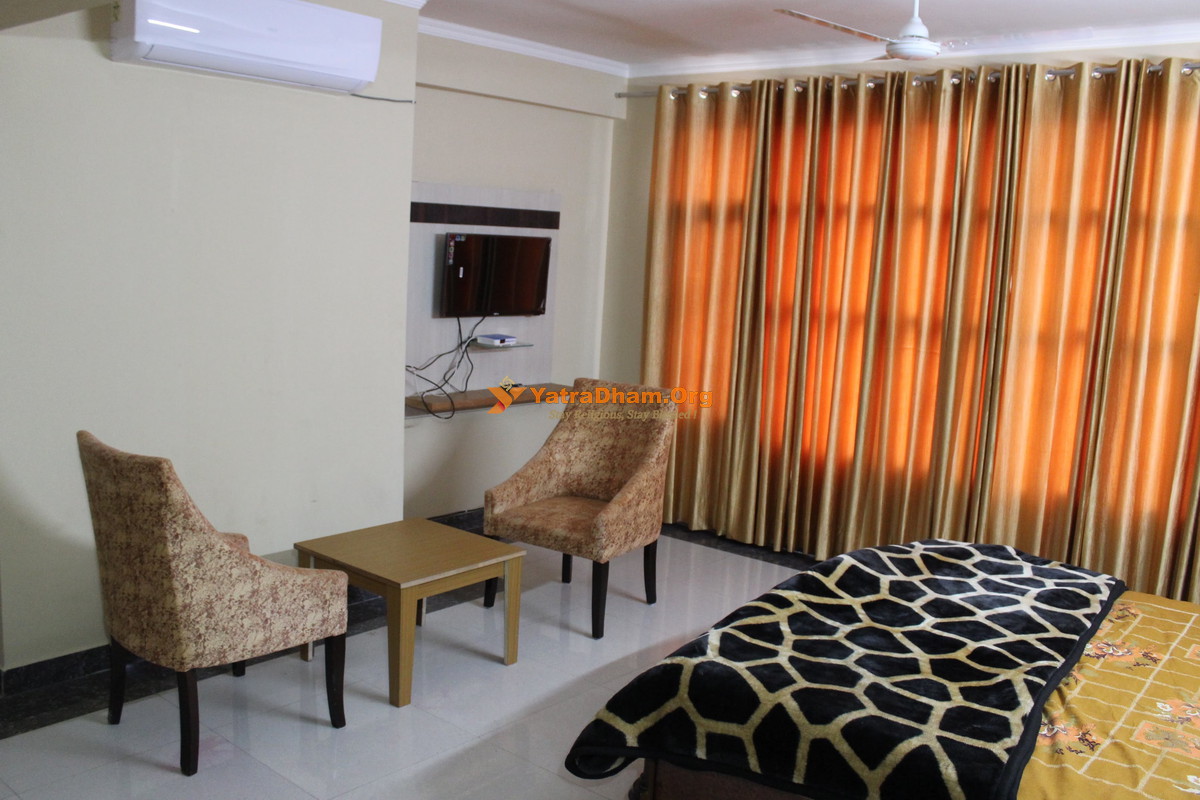 Chandigarh Laxmi Narayan Dharamshala 2 Bed Room View