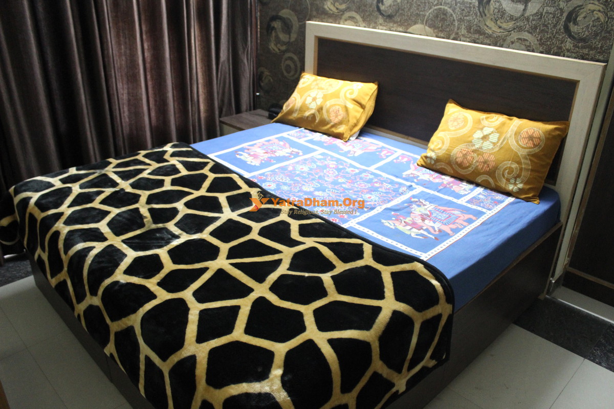 Chandigarh Laxmi Narayan Dharamshala 2 Bed Room View