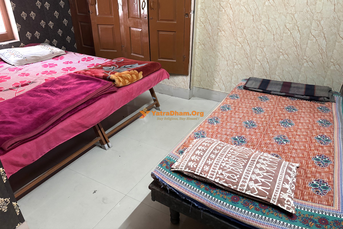 Shri Hans Ashram Dharmarth Annashetra Haridwar 3 Bed Room