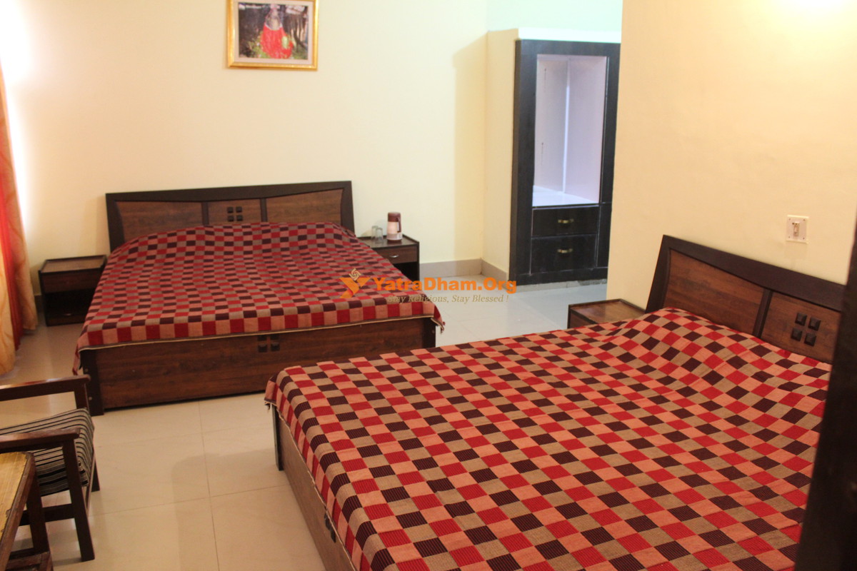 Yatri Niwas Katra 4 Bed Room