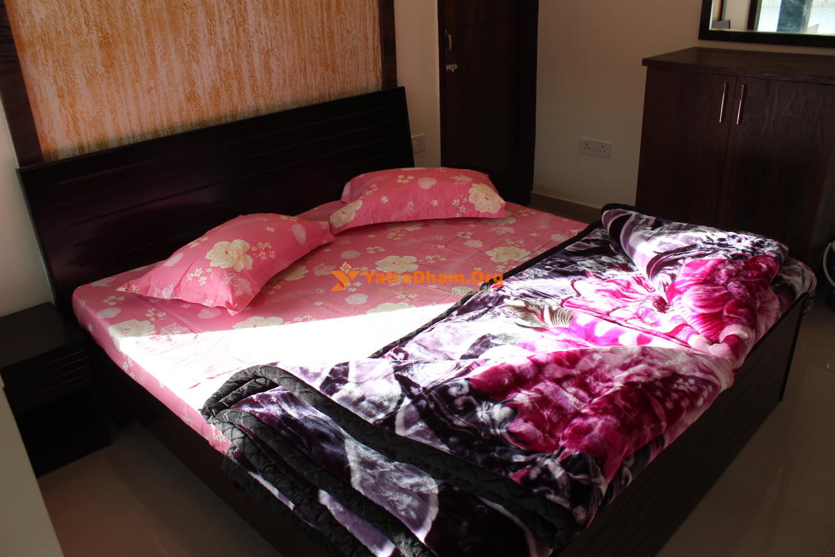 Shri Chintamani Mandir Trust Yatrik Niwas Katra 2 Bed Room