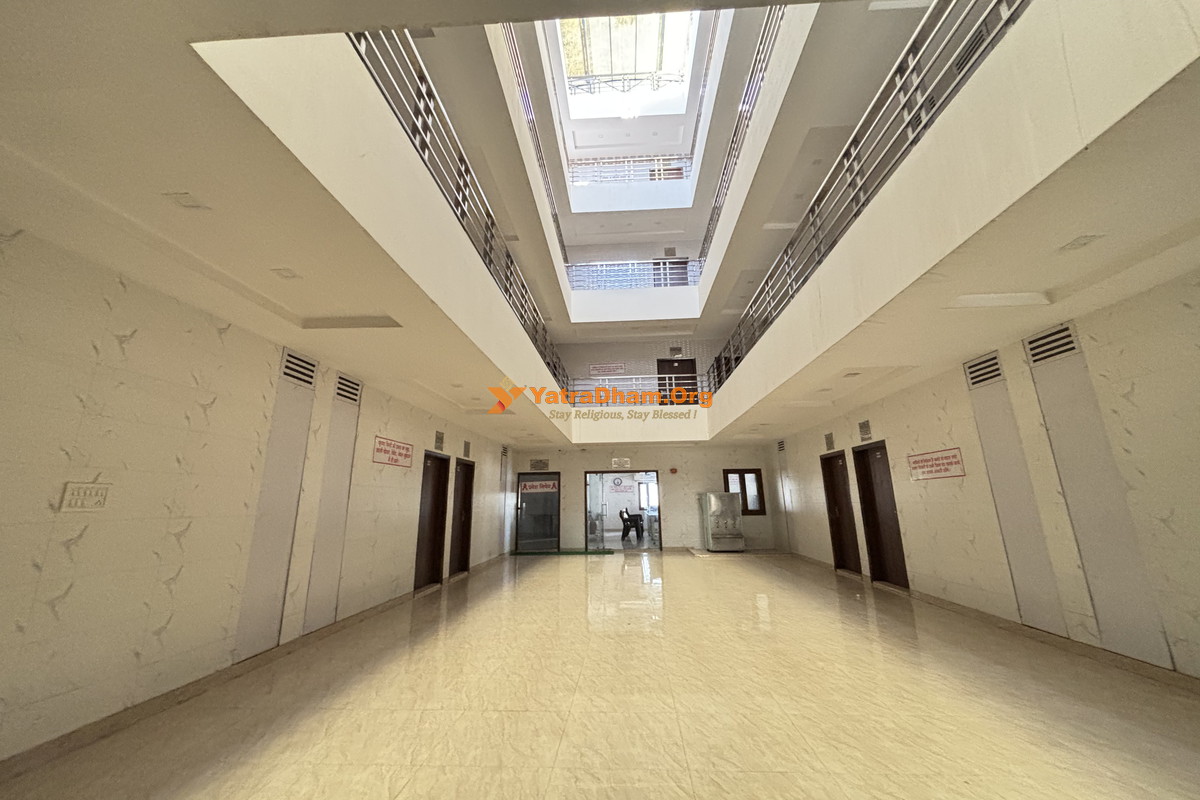 Shree Agrasen Dham Dharmshala Haridwar 3 Bed Room