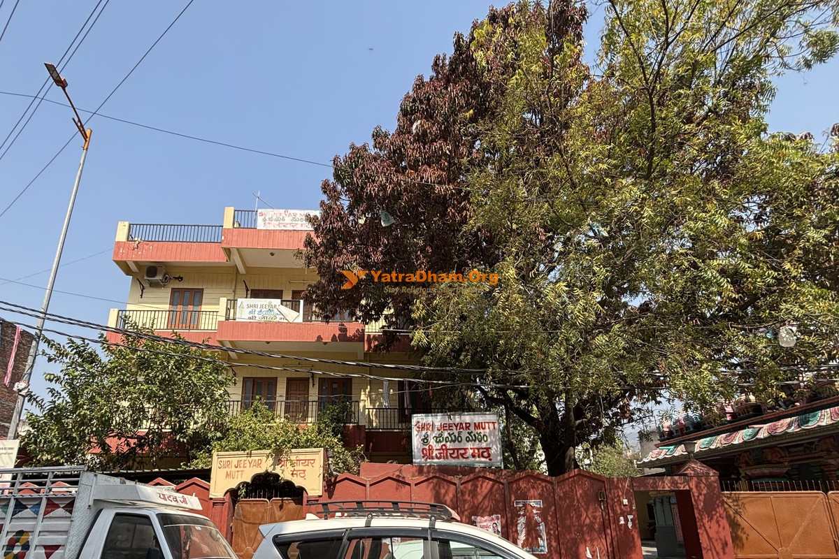 Shri Jeeyar Math Rishikesh Building View