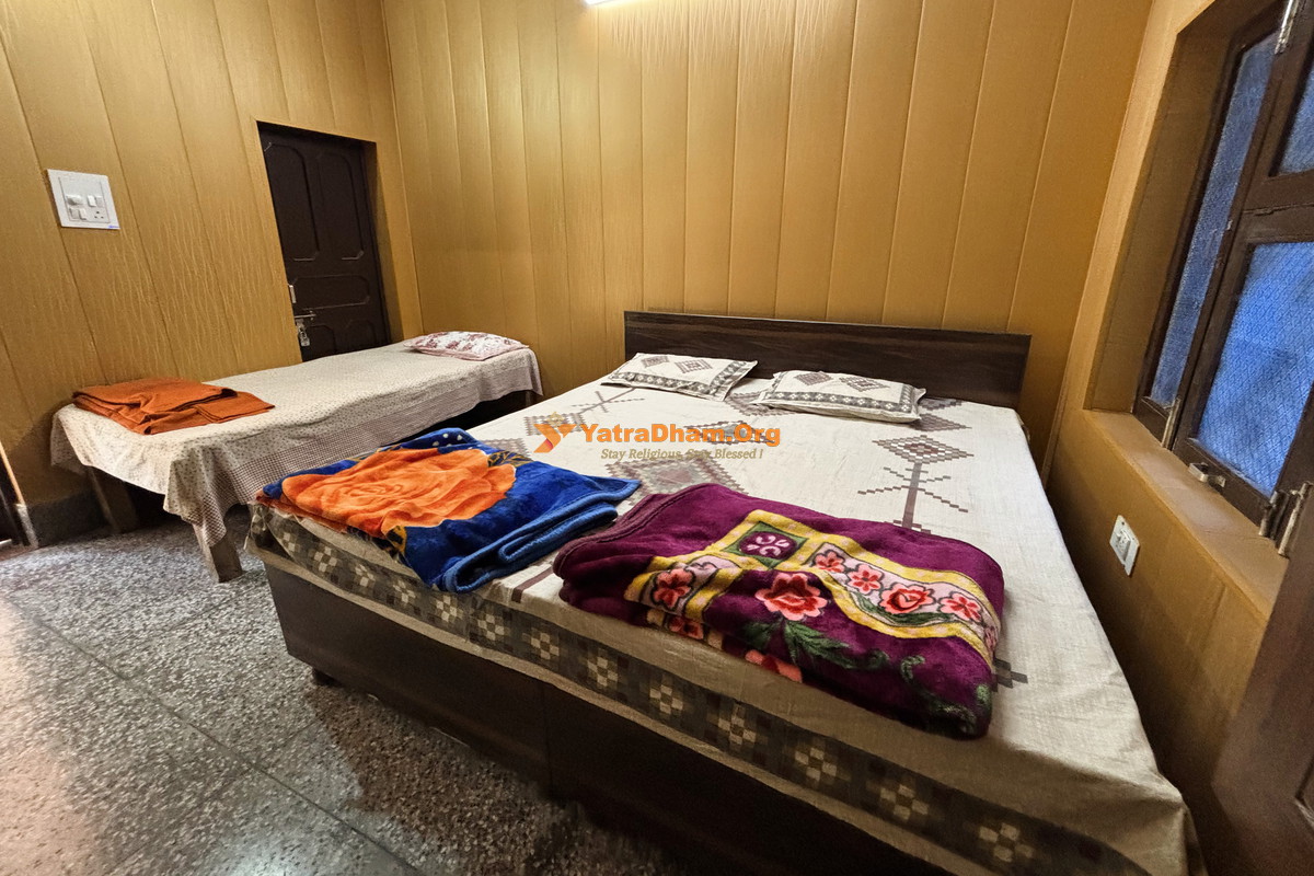 Shri Swami Sachidananda Ashram Rishikesh 3 Bed Room View