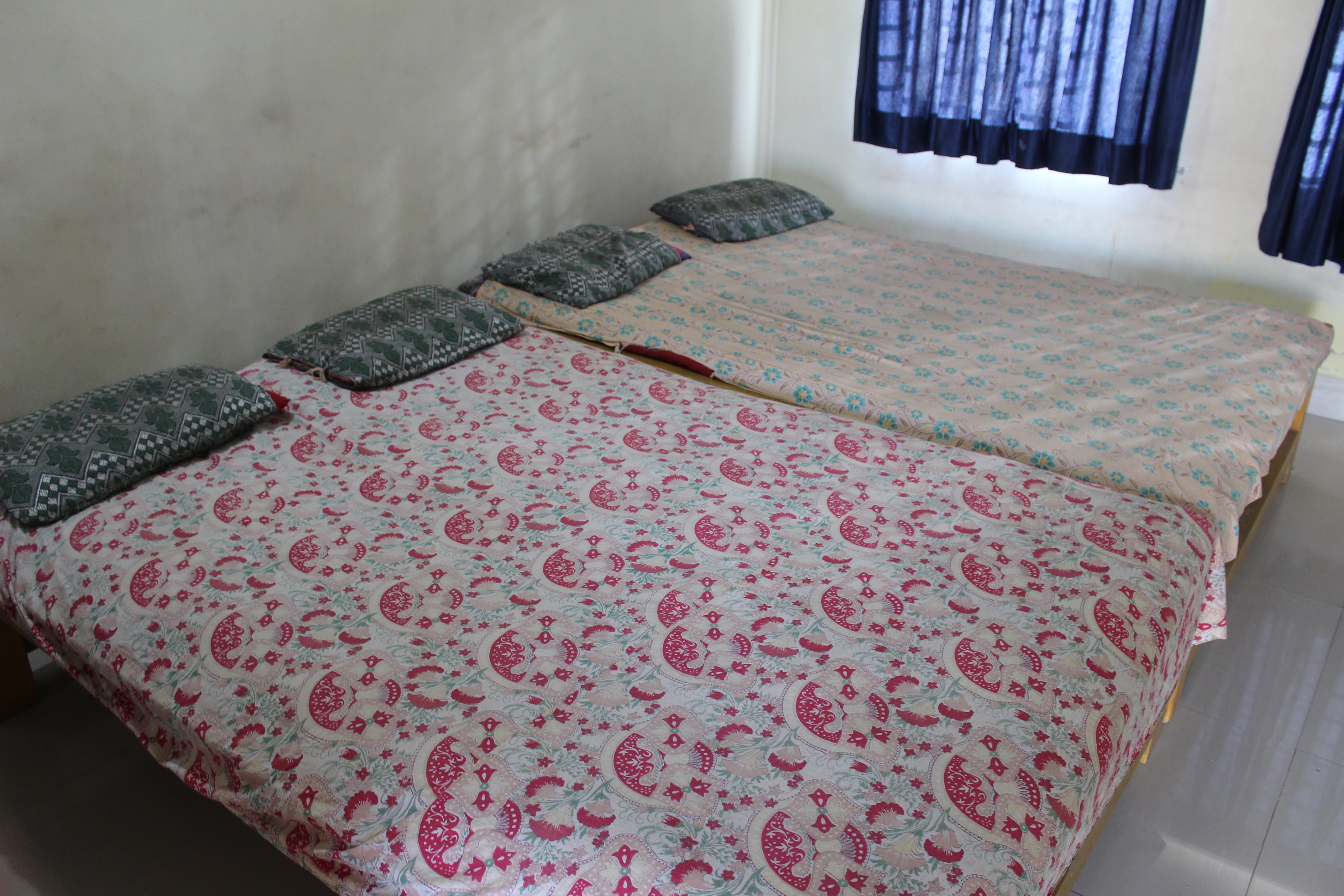 Bharat Sevashram Sangha Somnath 4 Bed Room