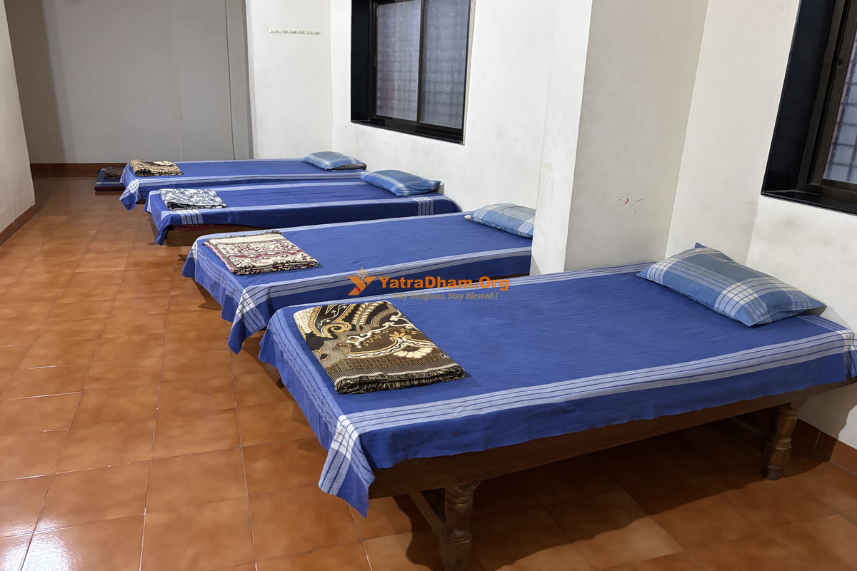 Shree Bhagwangad Sansthan Pandharpur 4 Bed Room