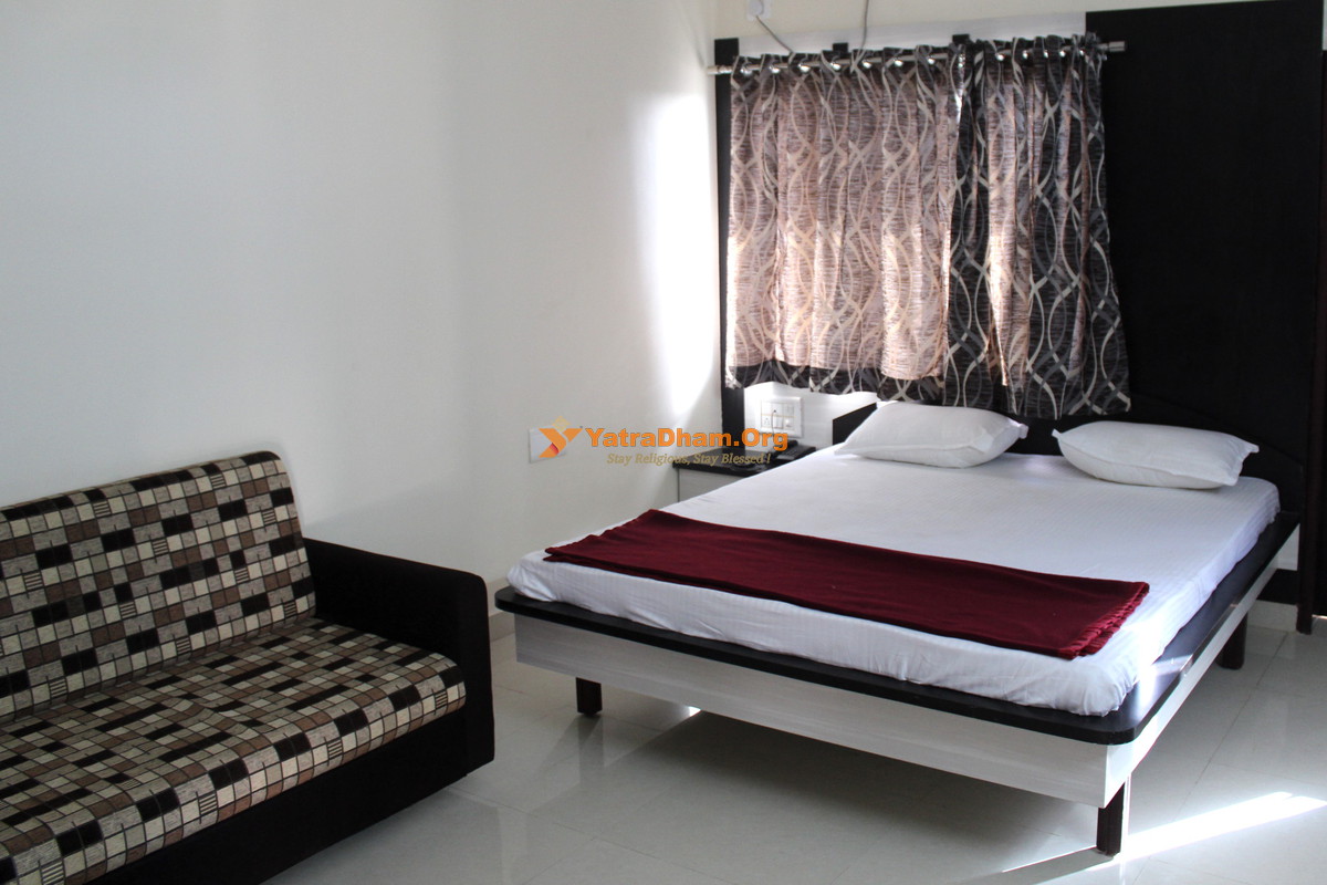 Shri Jaliyan Atithi Gruh Dwarka 2 Bed Room