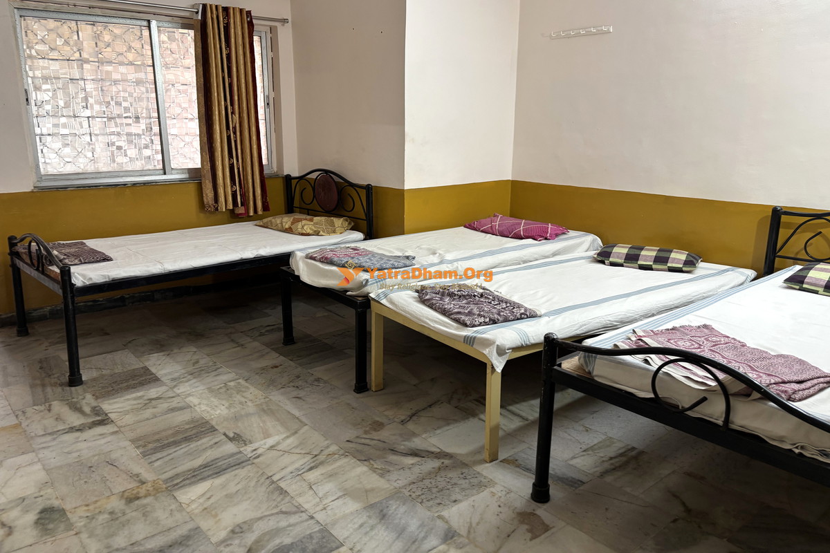 Shri Pandurang Bhavan (Vithaldas Bhavan) Pandharpur 4 Bed Room