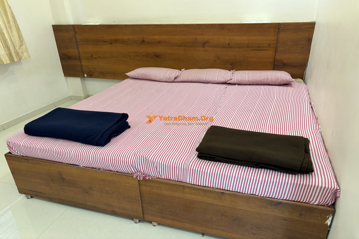 Sri Swami Samarth Rajeraya Math Akkalkot 2 Bed Room