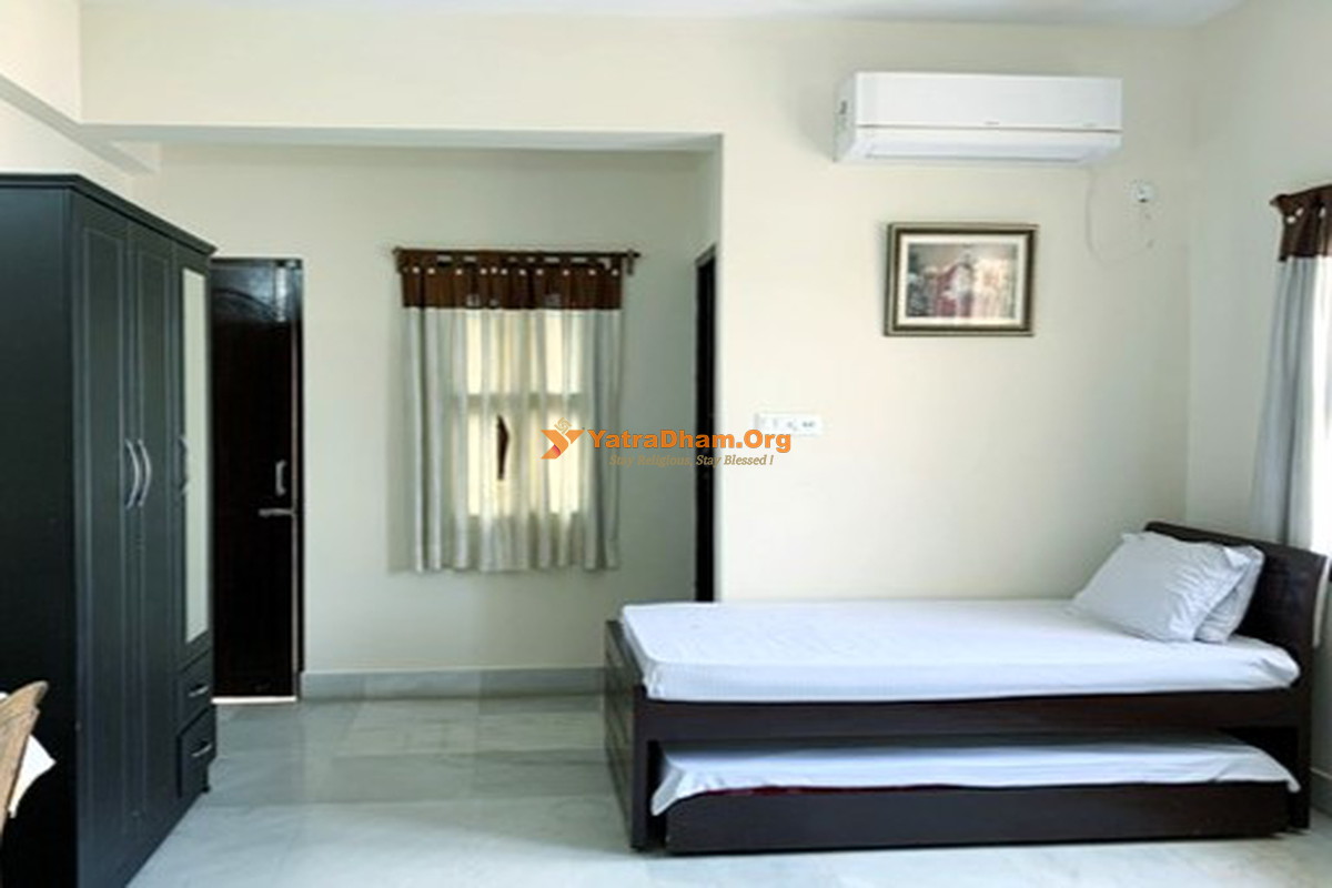Mayapur Gita Bhavan 4 Bed Room