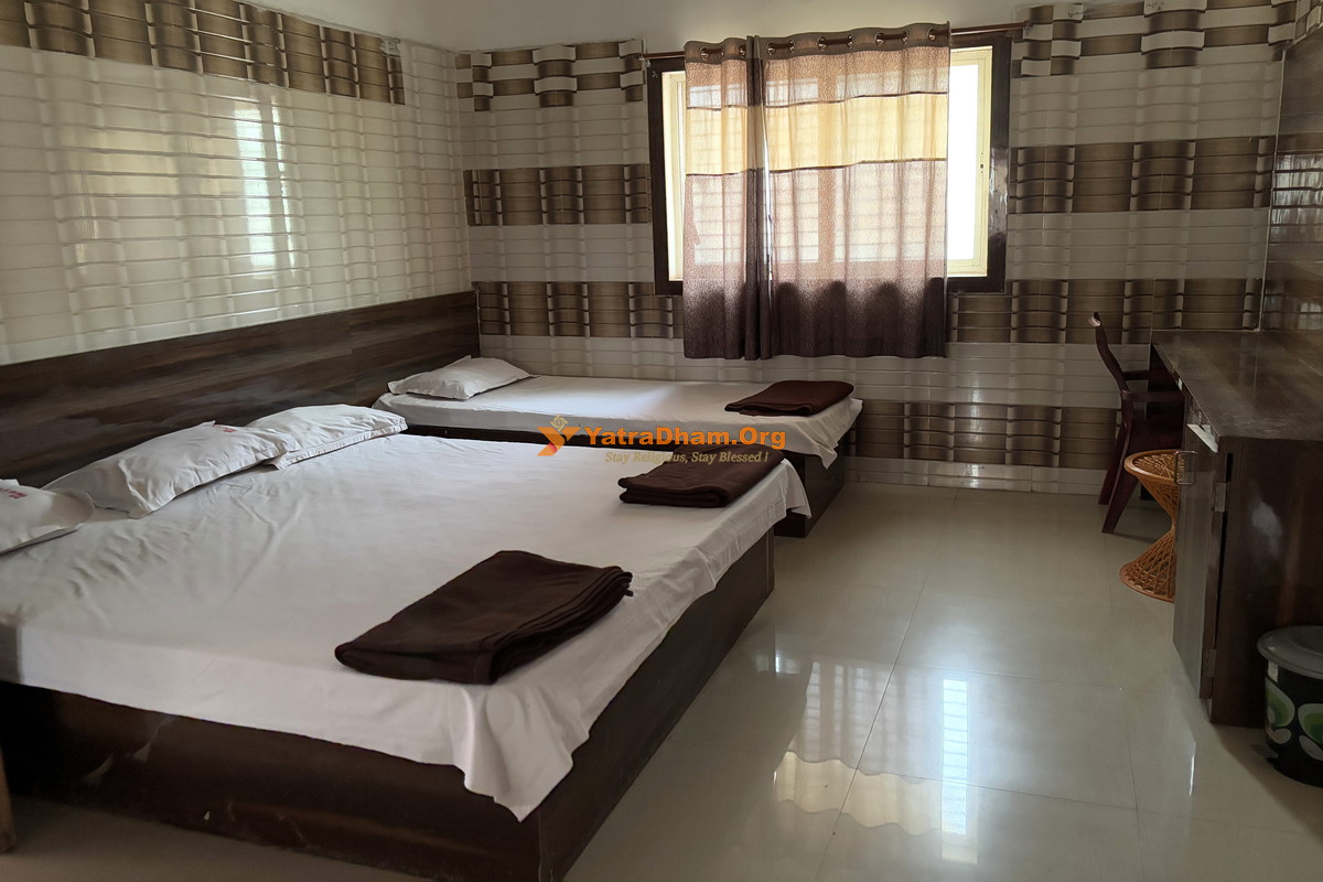 Ganagapur Vinayak Datta Lodge 3 Bed Room View
