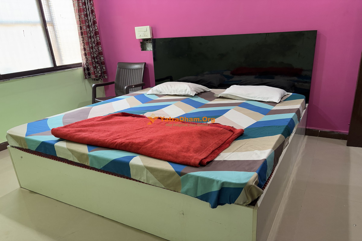 Sangam Lodge Ganagapur 2 Bed Non AC Room
