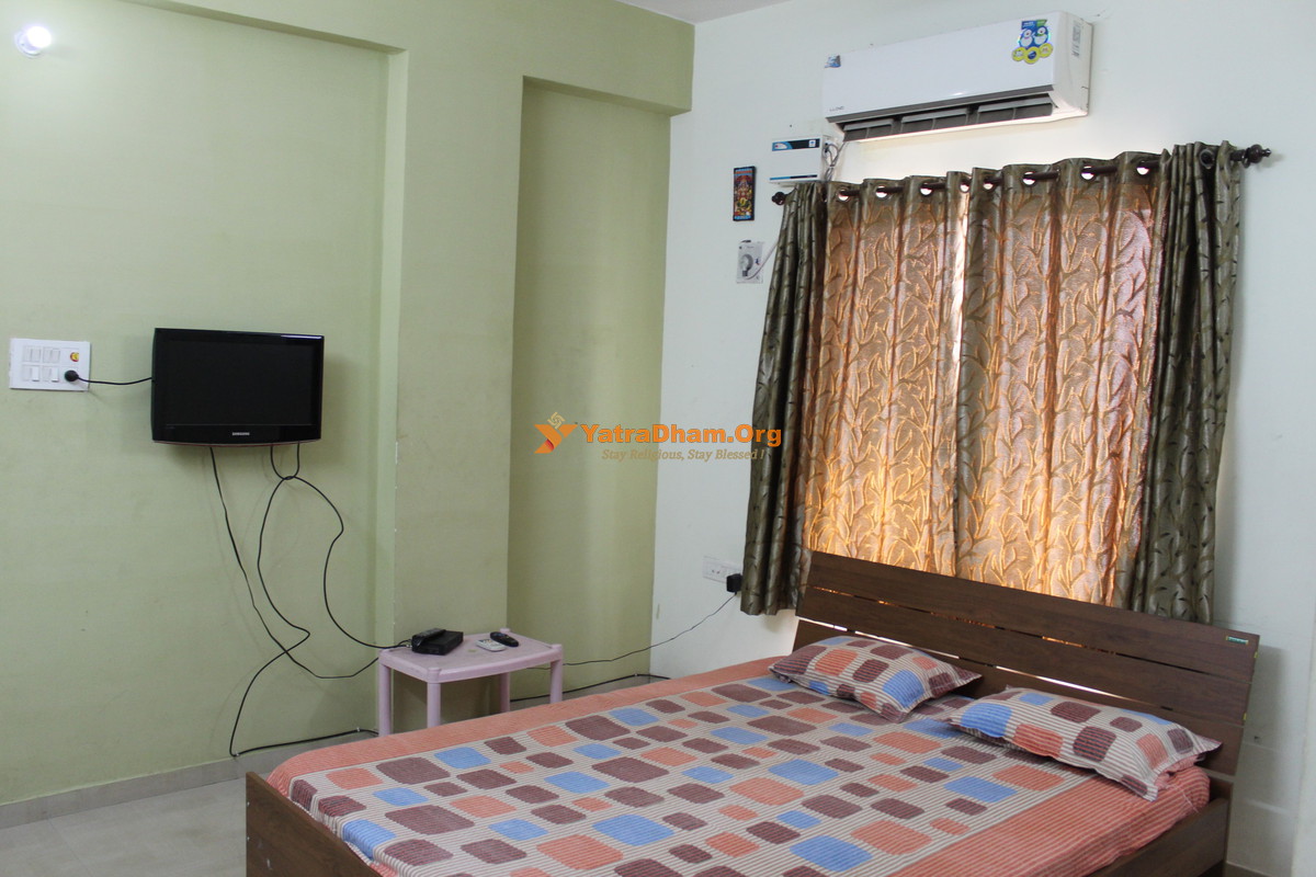 Satyanarayan Mandir Atithi Gruh Chennai 2 Bed Room