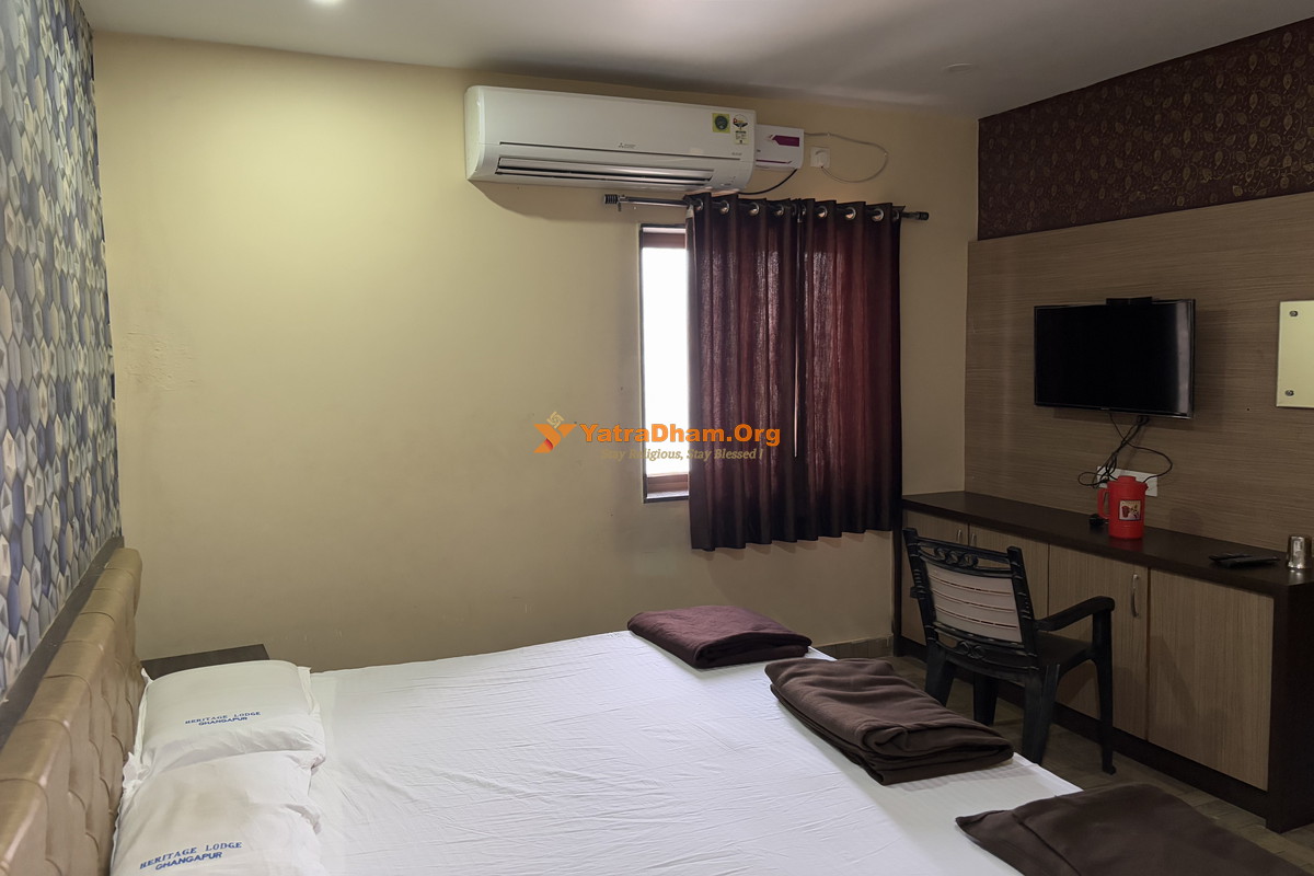 Shree Datta Sai Heritage Lodging Ganagapur 4 Bed Room