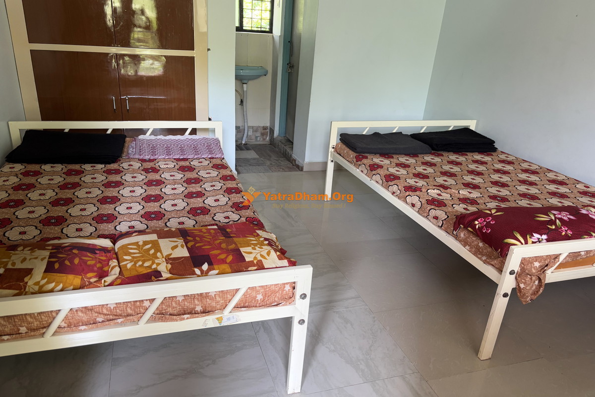 Dandawate Ashram Ganagapur 4 Bed Room View
