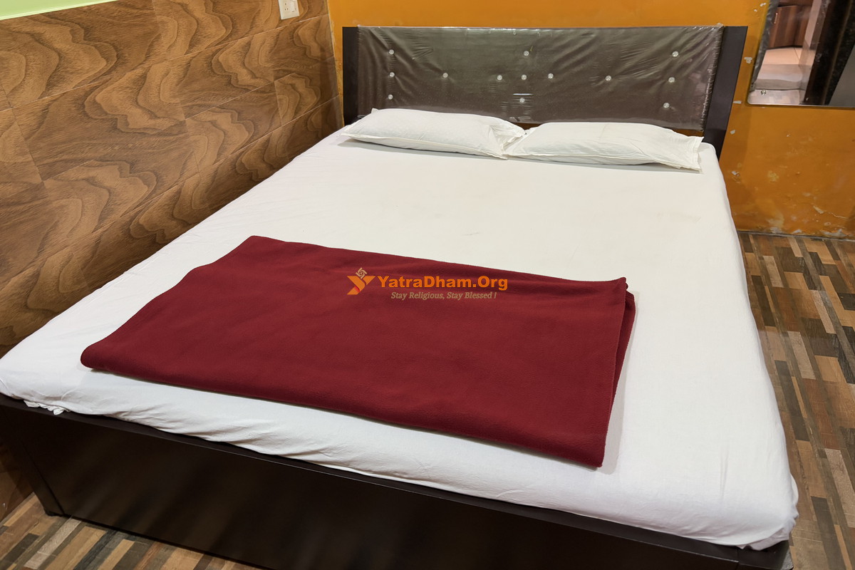 Chinmay Yatri Niwas Kolhapur 2 Bed Room View
