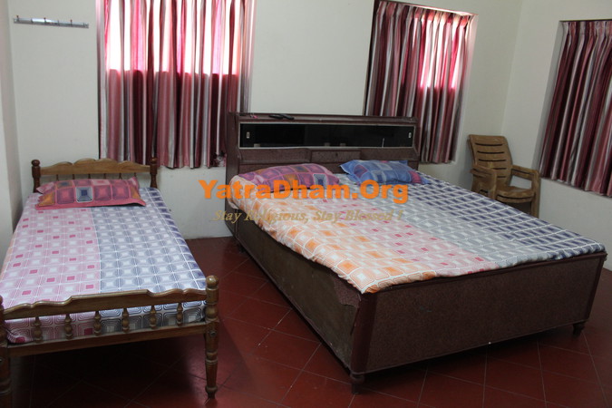 Kochin (Cochin) Gujarati Samaj Dharamshala Room View 3