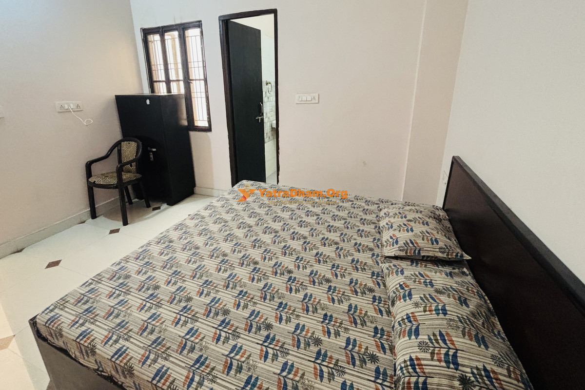 Maa Shridevi Kripa Kalpataru Ashram Vrindavan 2 Bed Room