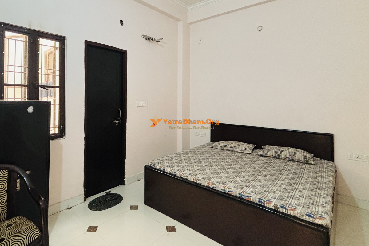 Maa Shridevi Kripa Kalpataru Ashram Vrindavan 2 Bed Room