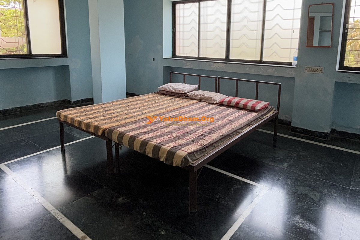Balkrishna Haveli Yatri (Bhakta) Niwas Kolhapur 2 Bed Room View