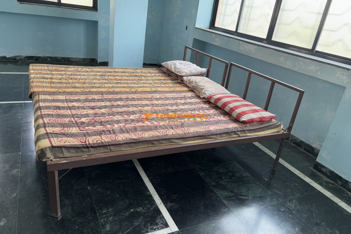 Balkrishna Haveli Yatri (Bhakta) Niwas Kolhapur 2 Bed Room View